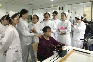 郑州大学五附院河南省康复、卒中、老年、助产、母婴护理专科护士培训班第一期学员顺利结业，开启母婴护理服务新篇章